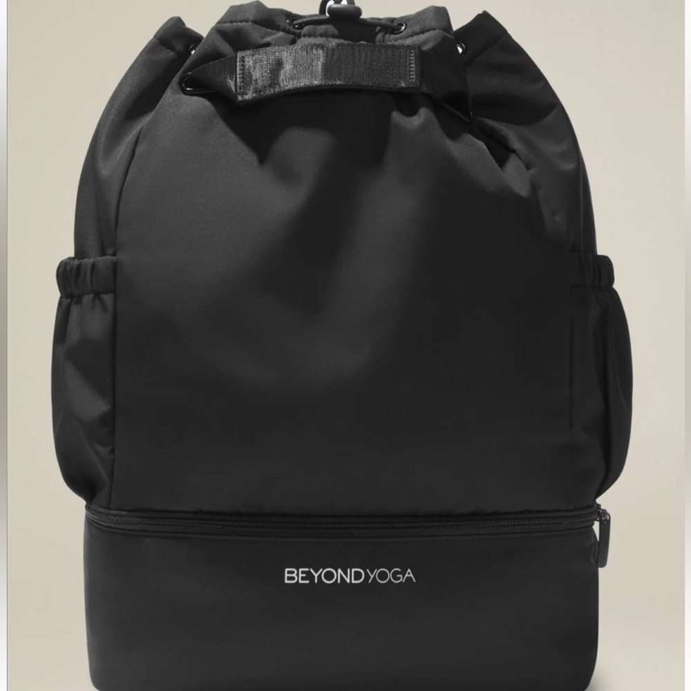 Beyond Yoga convertible gym bag